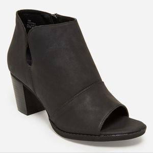 Ashley Stewart 9W Peep Toe Booties Wide Width